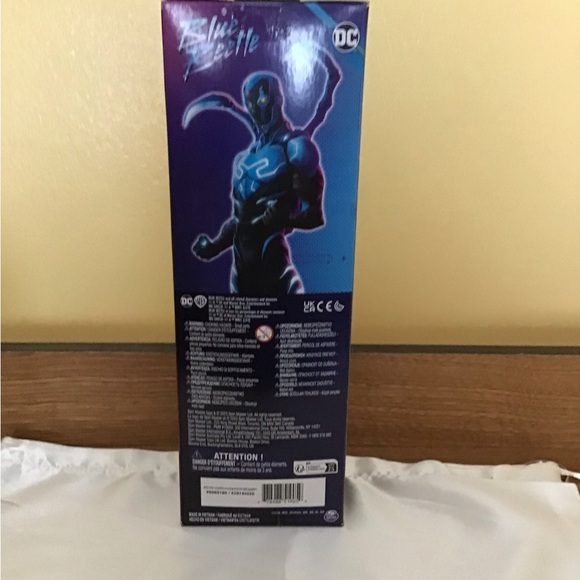 DC Blue Beetle Heroic Figure Brand new still in box - Picture 2 of 6